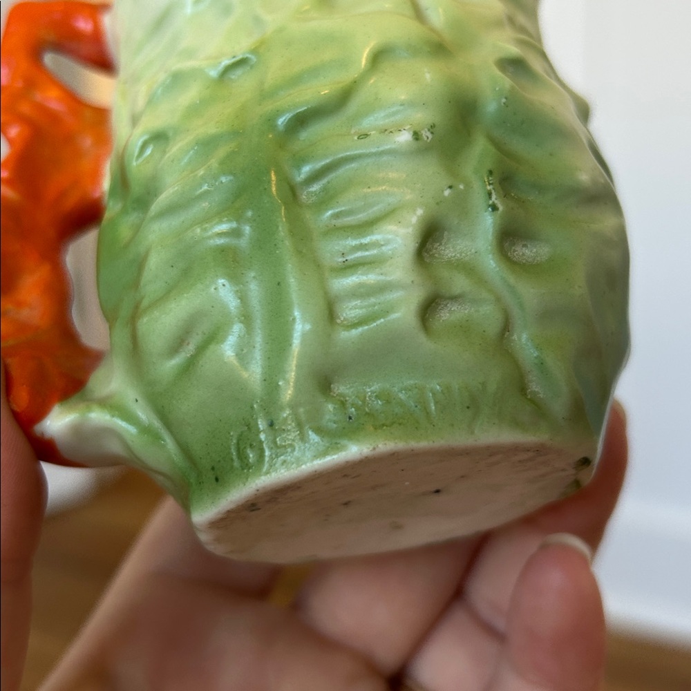 Vintage Ceramic Lobster Cabbageware Creamer - Picture 5 of 5